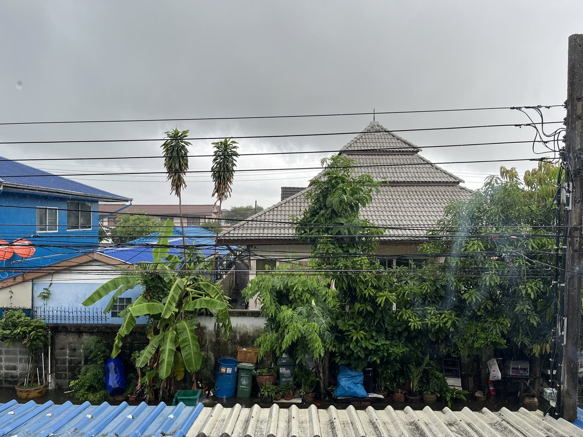 EN1XMA's tweet photo. พอเห๊อะ กูขี้เกียจวิดน้ำแล้วววว https://t.co/HWgQ2EqVAt
