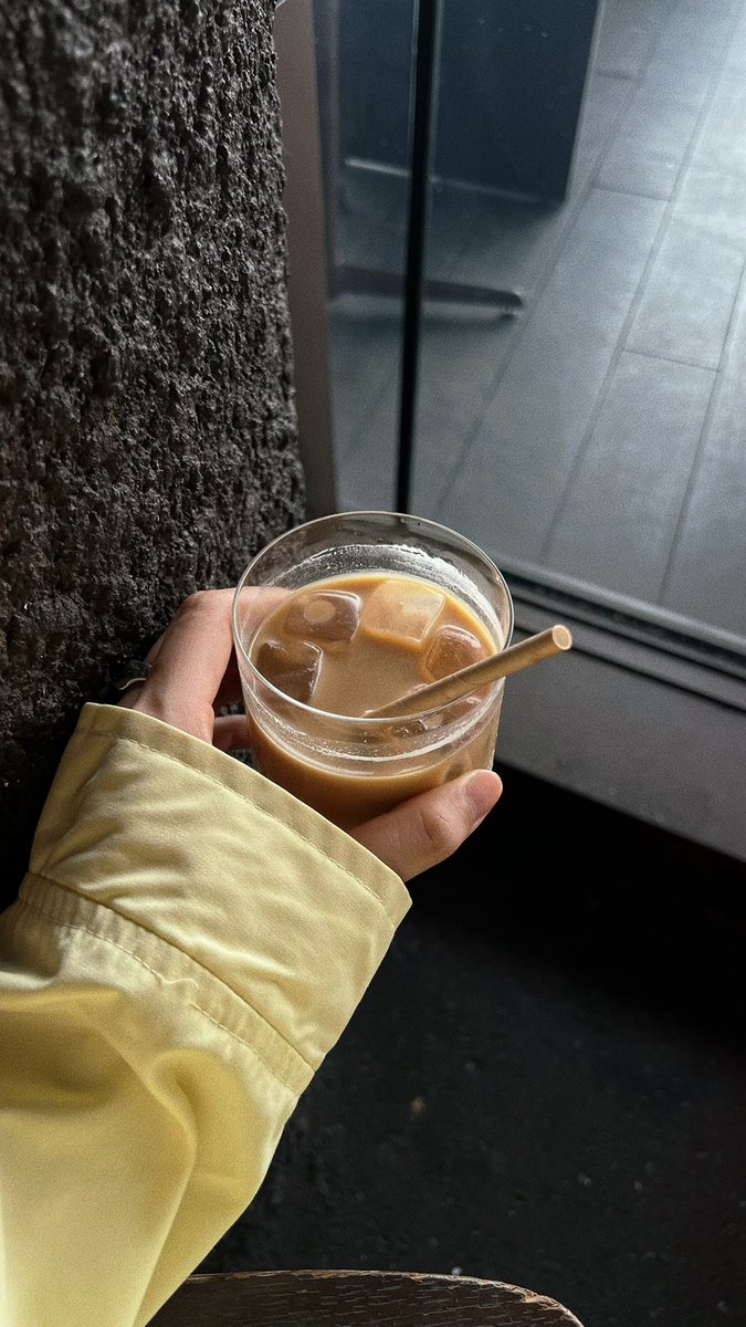 __nmsk13's tweet photo. 表参道に行った目的、
ほぼこのカフェラテのため☕️

📍uni https://t.co/DYDdgyTqZe