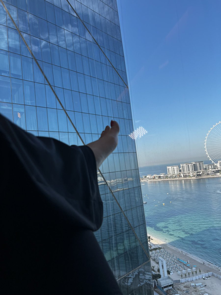 obeymeanna's tweet photo. love vacationing with your money 🎀 https://t.co/58kUVMB0EC