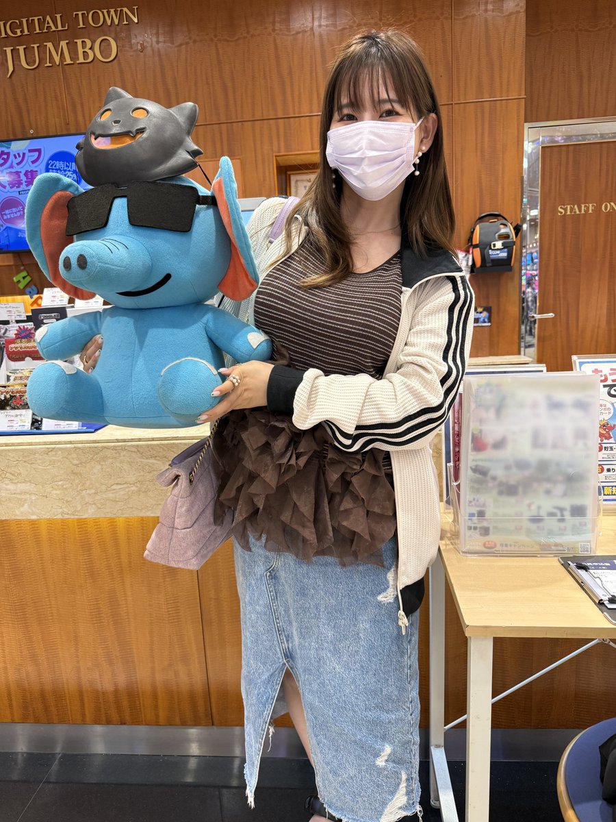 nami__0620's tweet photo. 【#JUMBOPARK777大蒲店】さんでの実戦終了しました🥹✨️
モグモグ風林火山で1日遊べた感じ🦖💨✨️店内はメイン機種から7000〜8000枚の出玉があって、活気もあり👏🦕

お久しぶりのフォロワーさん、常連さんにお会いできて良かった🙇

本日もありがとうございました😭✨️
🦕PR🦕 https://t.co/orYaFd252q