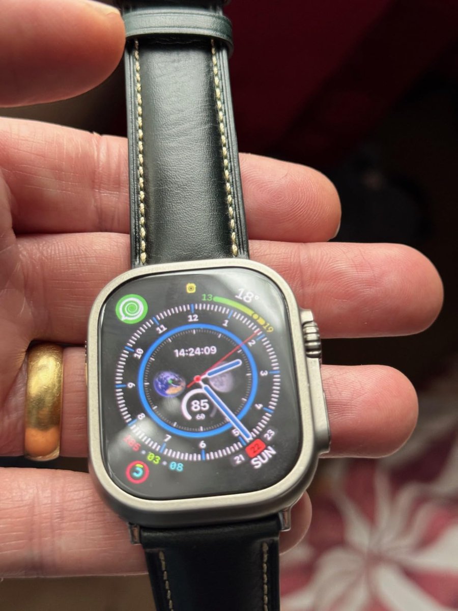 zhenhao888's tweet photo. Gomvadr leather watch band compatible with apple watch series 11/10/9/8/7/6/5/4/SE3/2/1/Ultra. Thick and durable. #wristwatch #watchlovers #watches #watchcollector #instawatch #watchoftheday #watchnerd #watchmania #timepiece #watch #watchesofinstagram #watcheslovers https://t.co/8Dao7GUi4Y