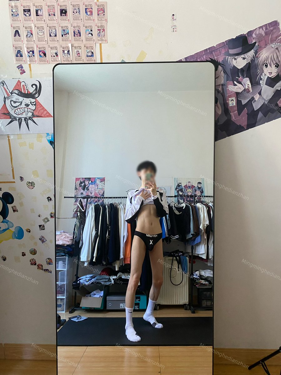 minghedianzhan's tweet photo. 主页这个回复能不能关掉，不想被人知道我在评论一些大几把男人…… https://t.co/9eKCizjjV4