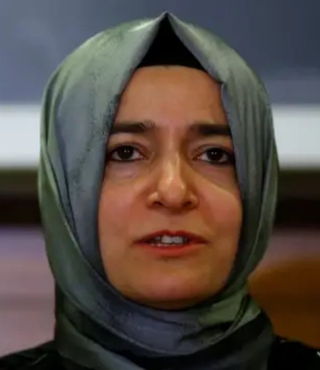 hul_25y's tweet photo. Bir düşünün şu tipler ve bunun gibiler ülkeyi talan ettiler https://t.co/RfTiRPJxBo