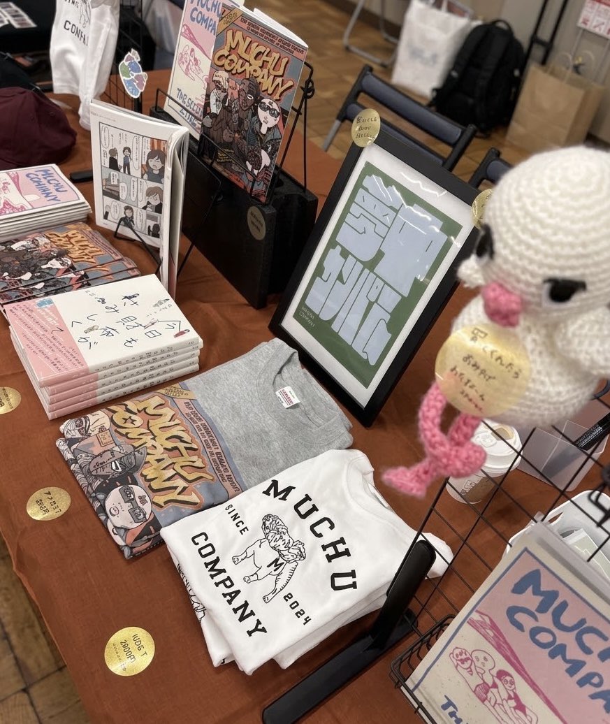 muramura_muchu's tweet photo. ZINE FEST東京、終了しました！お越しくださった皆様ありがとうございました😭たくさんの方とお話しできて感無量&amp;めちゃくちゃ楽しかったです〜！

今回制作したZINEは、オンラインやnoteでも販売する予定です！ https://t.co/XVL8lD8Ib5