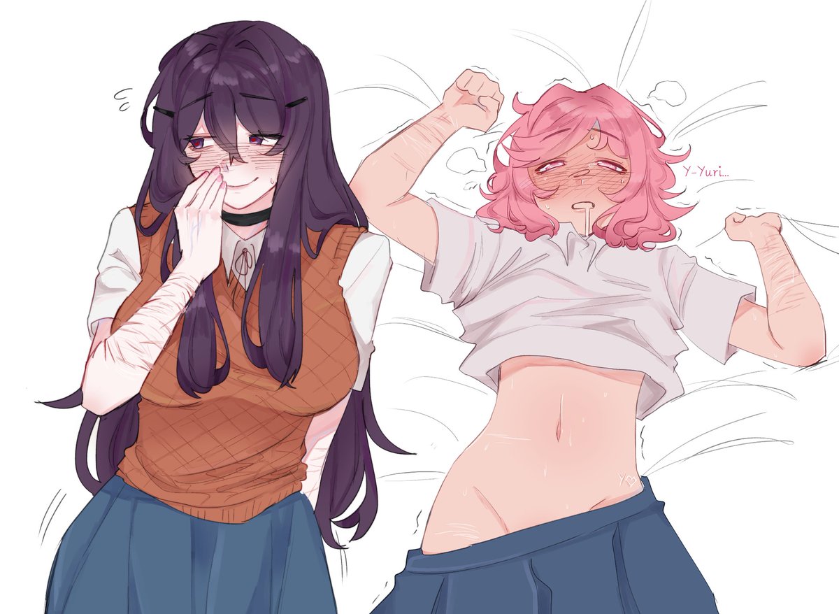 pockiseisont's tweet photo. #natsuri yuri stop thinking about your girlfriend like that in public https://t.co/j1yymJcRIf