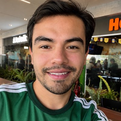 JessMar283's tweet photo. Que guapo me veo con la playera del tri la verdad https://t.co/oY7DClsEjk