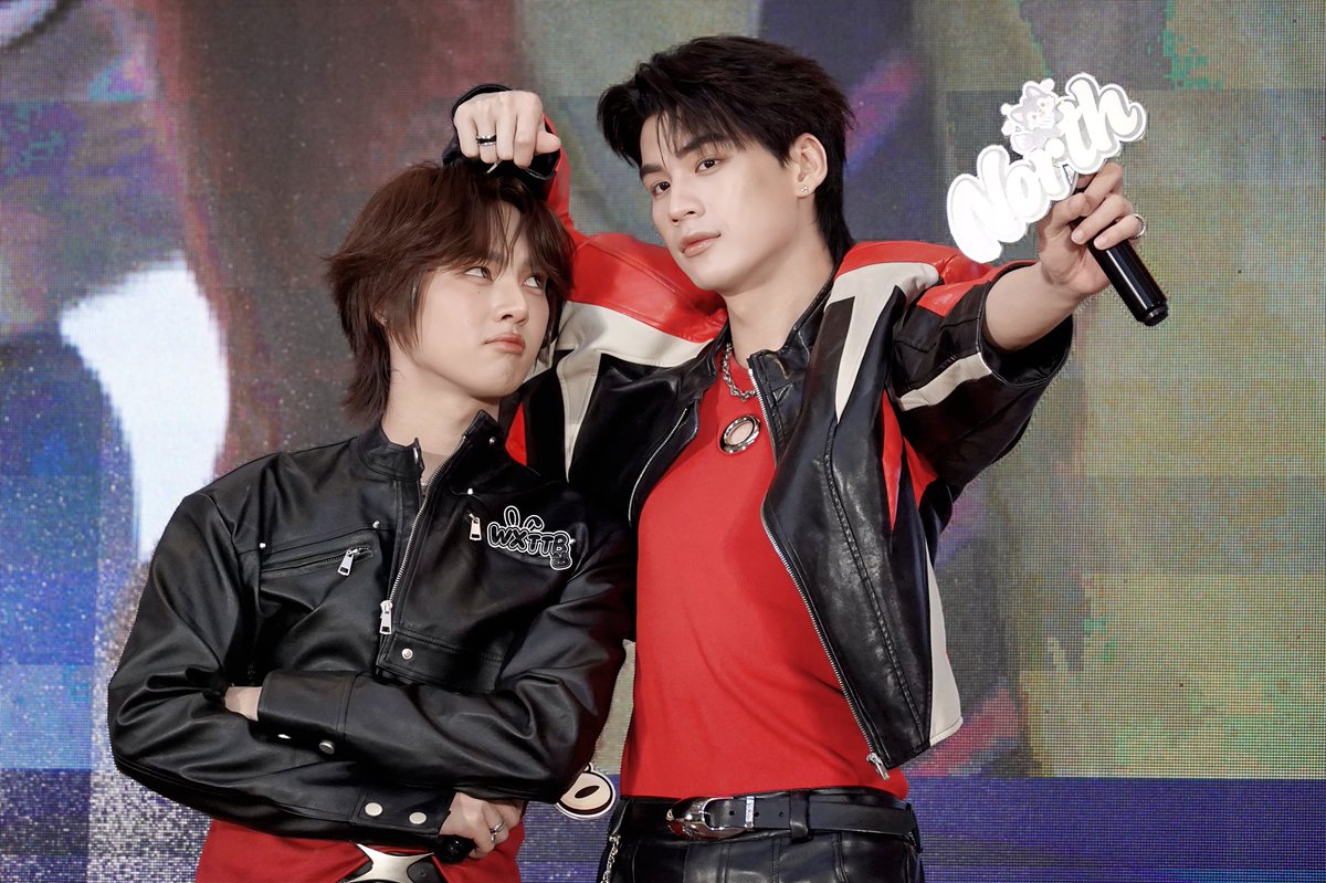 WXTTB0410's tweet photo. Visual Couple

#NorthOttoFansignInChongqing 
#NorthOtto 
#JaoNorth 
#ottoottoo https://t.co/OozKtVx4gV