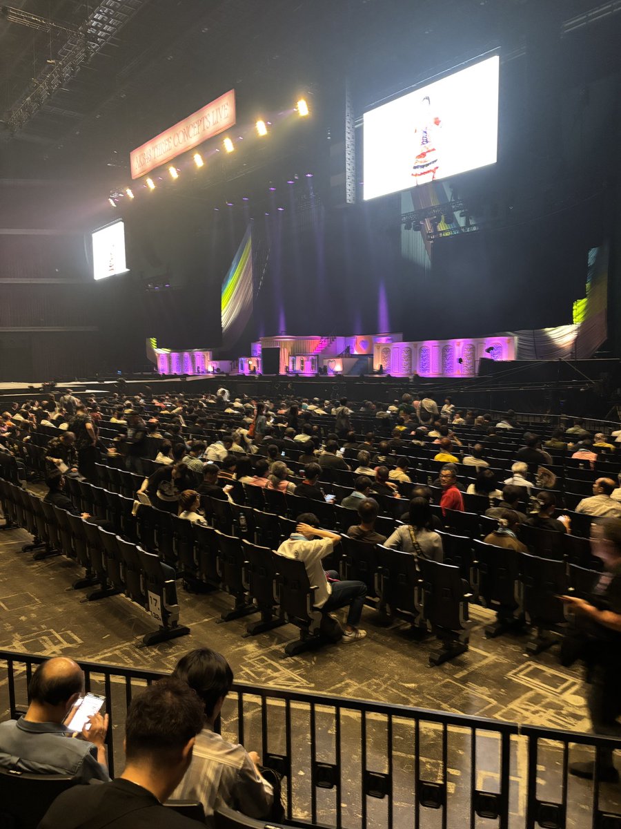 kenrr573's tweet photo. 推し席対よろ💃 https://t.co/XEmUDEWlGc