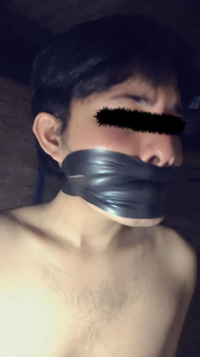 PeachBoi23's tweet photo. ในช่วงเวลาที่เลวร้าย ก็มีช่วงเวลาดีๆ เข้ามาได้เหมือนกัน ต้อนรับคุณ"ทาสปิดปาก"คนใหม่อีกคน ชอบการปิดปากฟินๆ เซ็กซี่แบบนี้ ยินดีต้อนรับเลยครับ😼✨ #เทปปิดปาก #ทาสปิดปาก #gagslave #tapegagged #gaggedboy https://t.co/I8AkQmXdLd