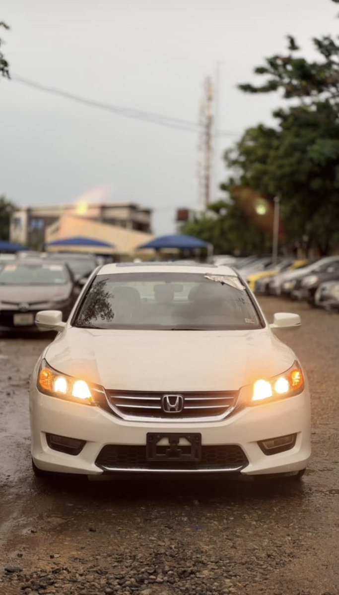EzeaniEmmanue11's tweet photo. 🚘 FRESH DEALS 🔥🔥

2024 Geely Geometry  ₦24M | Brand New | Fully Electric | Abuja

2021 Toyota Land Cruiser VXR V8  ₦115M | Brand New | Original Duty | Abuja

2014 Honda Accord Sport  ₦8M | Nigerian Used | Original Duty | Abuja

2013 Honda Accord EX  ₦14M | Foreign Used | Original Duty | Abuja