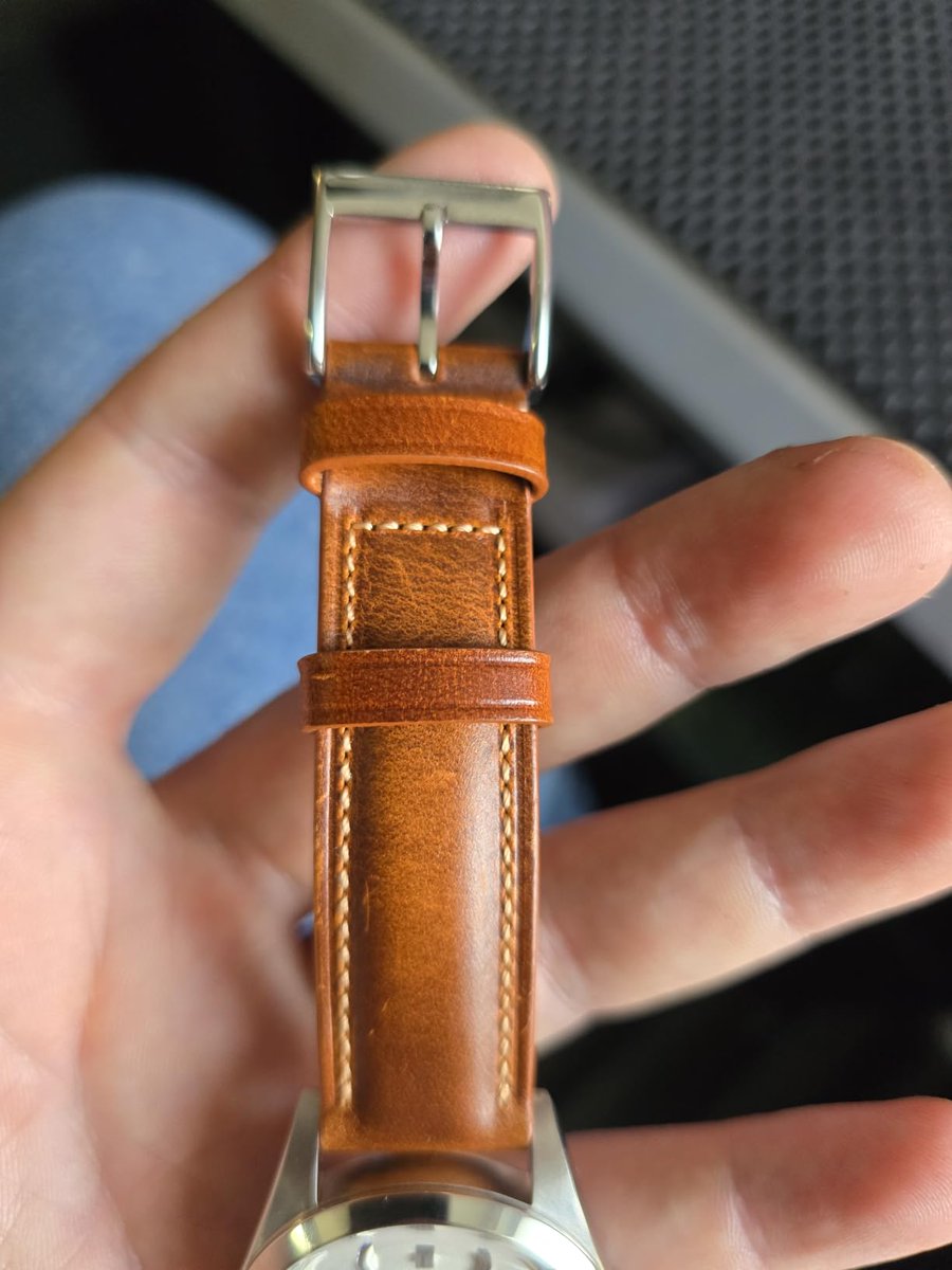zhenhao888's tweet photo. Gomvadr oil wax tanned leather watch band, great workman craft. Durable and fit. #wristwatch #watchlovers #watches #watchcollector #instawatch #watchoftheday #watchnerd #watchmania #timepiece #watch #watchesofinstagram #watcheslovers #ootd #watchfan https://t.co/EGXNqRiojH