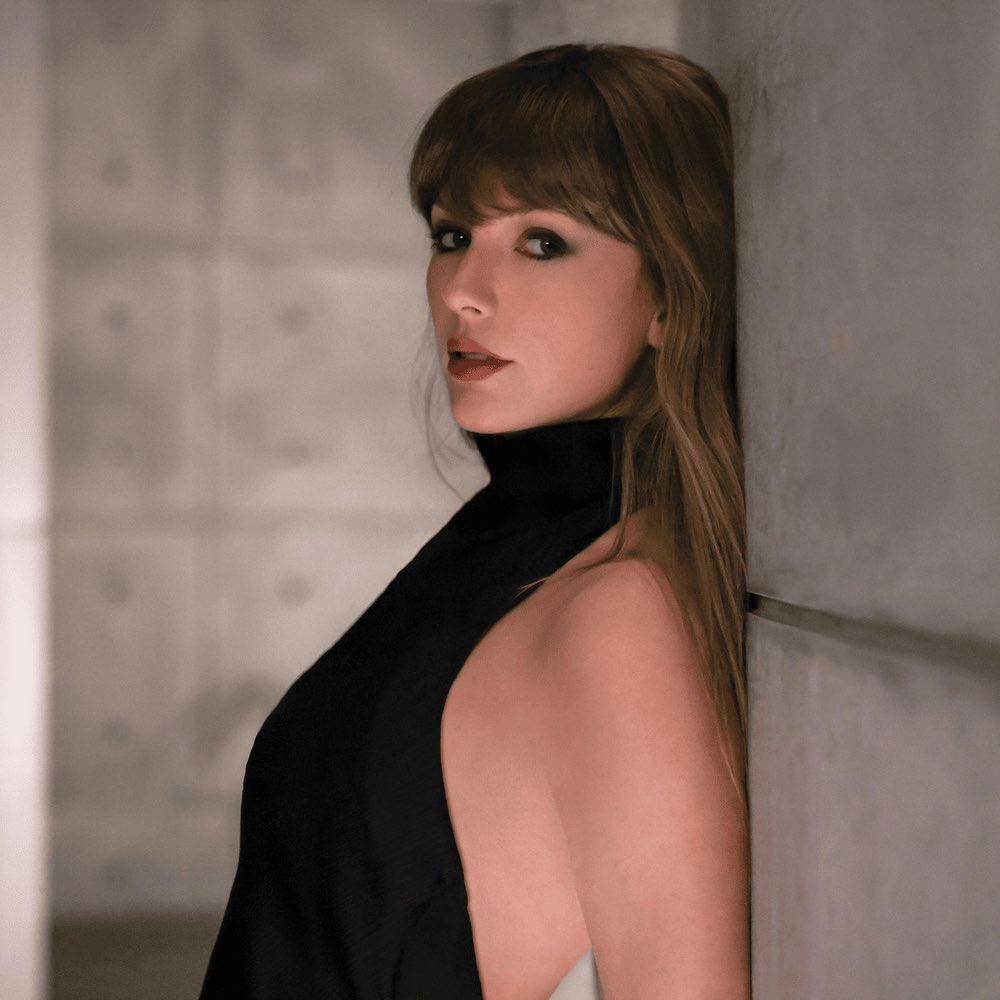 talkofthecharts's tweet photo. Taylor Swift’s “Patient Zero” is locked for a #1 debut on the Billboard Hot 100 based on first day numbers.

Aiming for the biggest debut of the year in chart points (~500 expected). https://t.co/OEzFec0aYY