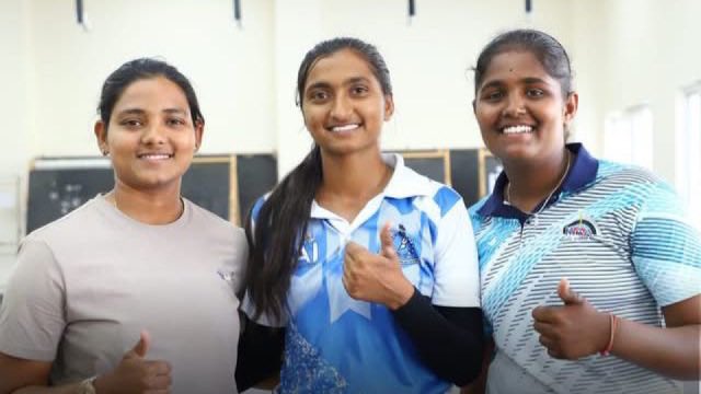 TheKhelIndia's tweet photo. INCREDIBLE DAY FOR INDIAN ARCHERY! 🇮🇳

6/6 Team into the Semi Finals 
Men’s Compound Team ✅
Women’s Compound Team ✅
Mixed Compound Team ✅
Men’s Recurve Team ✅
Women’s Recurve Team ✅
Mixed Recurve Team ✅

A CLEAN SWEEP INTO THE SEMIS! 🔥🔥🔥 https://t.co/brpKZBZzo7