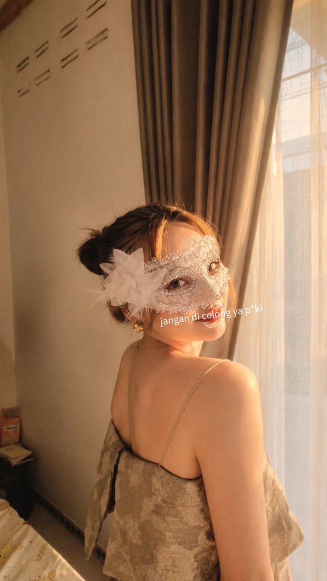 alter_match's tweet photo. 🩷lonlibicis here👋🏻 looking for friends or anything, lets make tonight a little more interesting (platonic - no 18+ transaction - fun only)🤏🏻 f2x jkt🩷 find me with dinosaur yaaa🦖 https://t.co/Vu0u1fBg8W