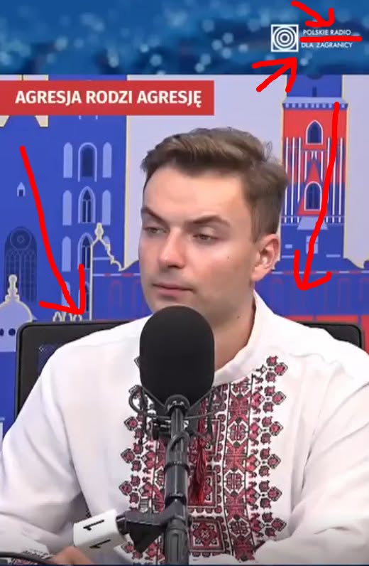 cuprwarszawa's tweet photo. Widzieliście w jakim stroju prowadzi program prowadzący Polskiego Radia? Wiecie! To jest finansowane z naszych podatków! https://t.co/jO1wnOES7s