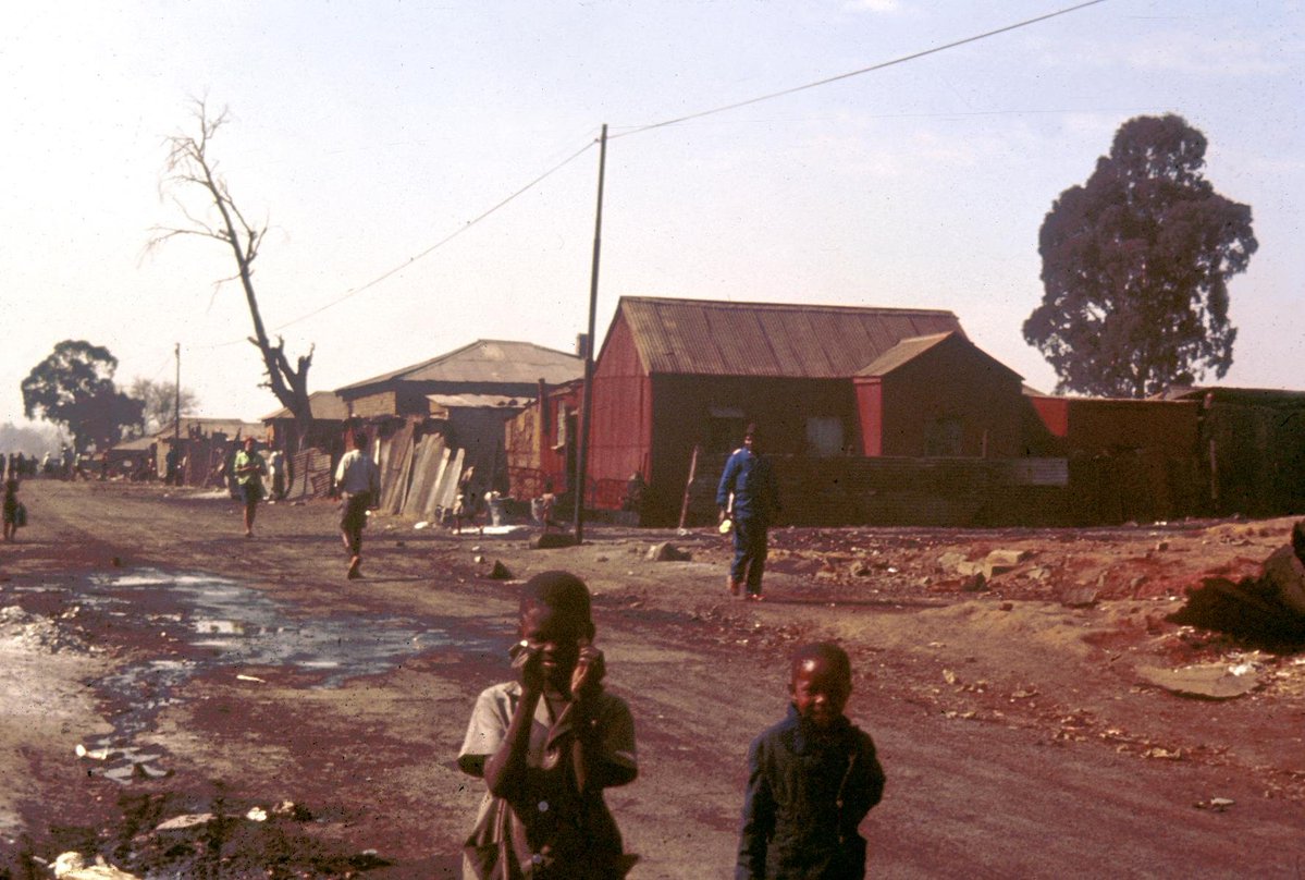HistorySAZAR's tweet photo. Old Pimville, 1960s. Credit: African Studies Collection/UW Madison Library https://t.co/LPC7wCo2Td