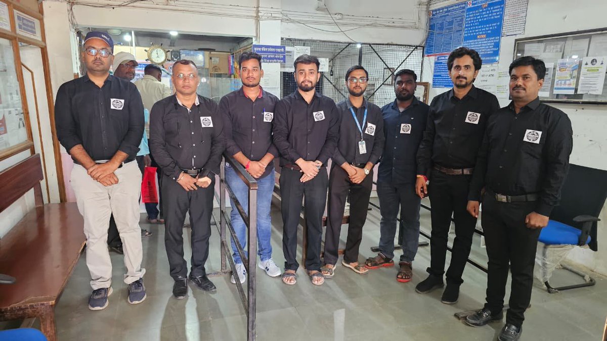 Its_Pradeep_IN's tweet photo. Black Day For Banking Industry 27th Sept 2026 #BlackDay #5DaysBanking #BankEmployees #BankingSector #FairPLI https://t.co/9qOhqdTVXW