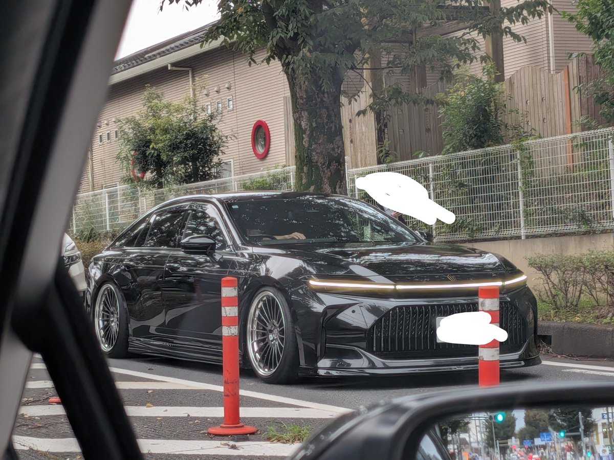 AF35LIVE_DIOZX's tweet photo. 弄った現行クラウンカッコイイ https://t.co/sDVae4PgVj