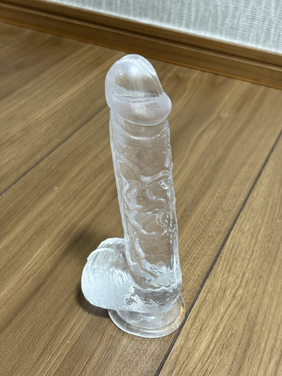 yt9825's tweet photo. アナルに入れちゃ���てるディルド…
スケルトンちんちん https://t.co/vJ4A2GFARm