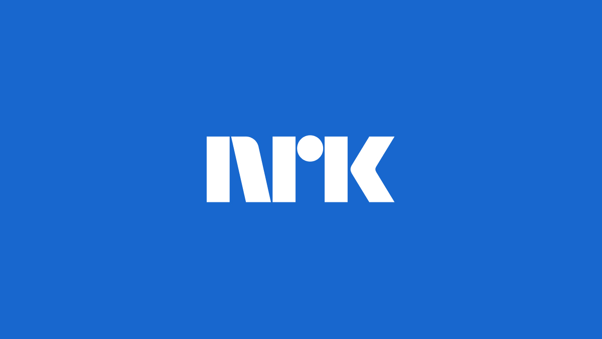 Sunnmorecom's tweet photo. : Fall i sjøen 

To personar falt i sjøen natt til søndag: ein mann i Kristiansund kl. 01.30 kom seg på land, kald og våt, uskadd og blei fulgt heim. I Ørsta litt før kl. 03 låg ein person i sjøen, var bevisst, fekk hjelp frå politiet, kom opp, og blei u… https://t.co/4R2sGdc3nB https://t.co/a4bOuUWlps