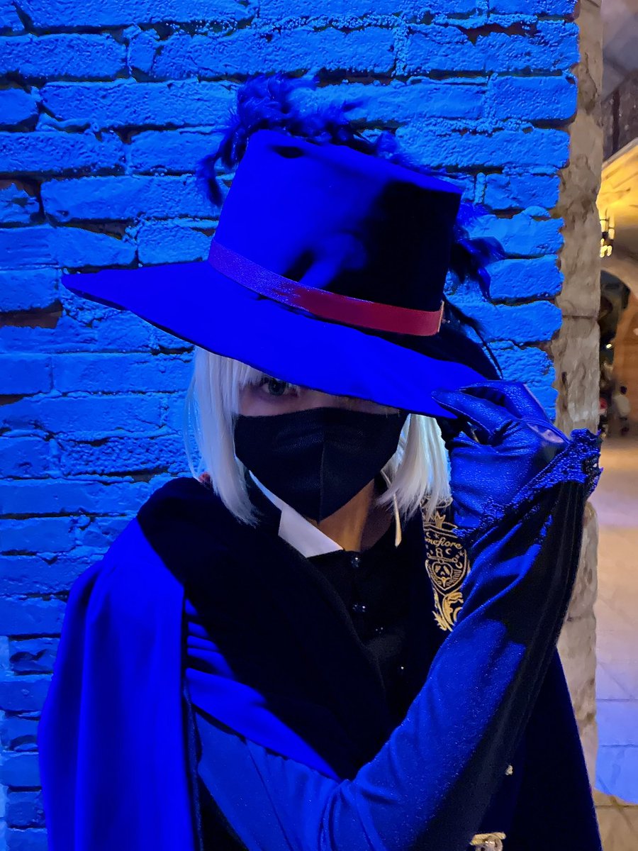 nd6x2d's tweet photo. 「ほら、私から逃げ切ってみせて」

            アイ・シー・ユー

 #Dハロ仮装2026
 #Dハロ仮装twst https://t.co/xDJh4wWTCf