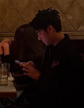 doughnbil's tweet photo. 📍Berlin, hello there Donny + have fun, Hannah! with his Brent friends 😁 enjoy, Donny! https://t.co/1Knh8tZlJQ
