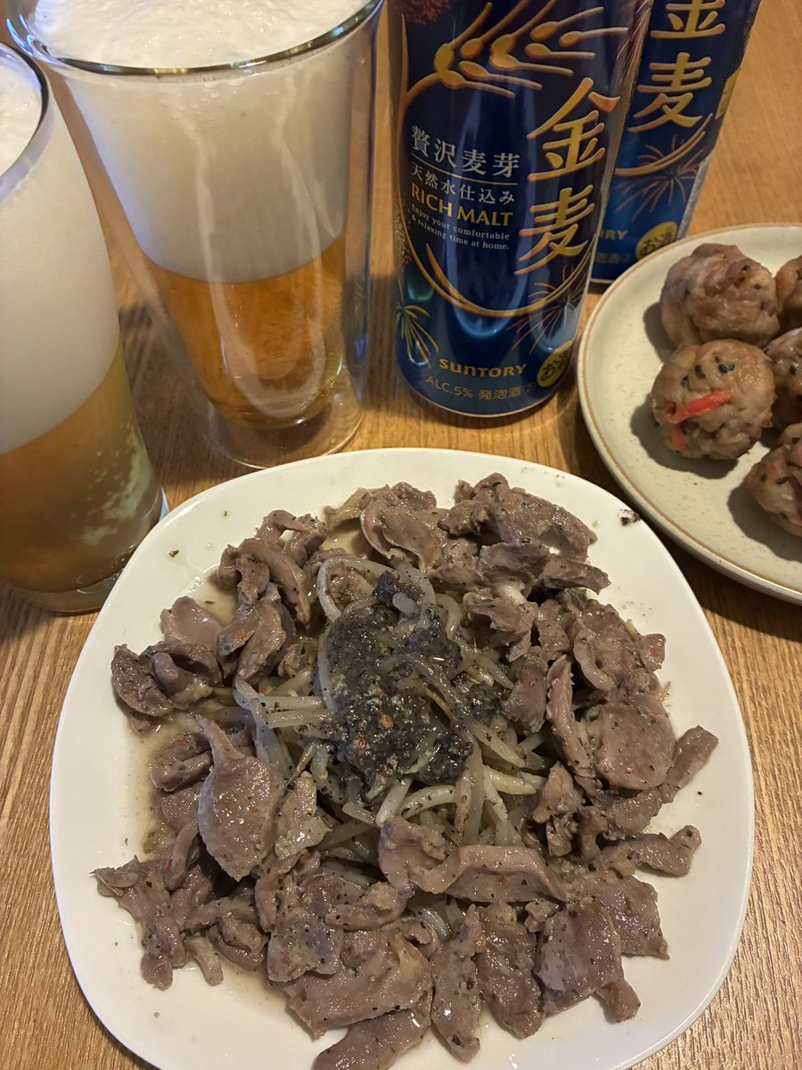 Ts011006's tweet photo. 昨日の夜の晩酌🍺🍶
載せたつもりだったが😅
酔ってたのかなぁ🤔

#家飲み #晩酌 https://t.co/OtDlu1HKDt