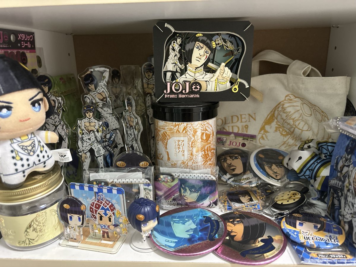 shimiiru's tweet photo. ブチャ誕生日おめでとう〜✨
外見も中身もカッコよくて大好き😭
オカッパが似合うキャラ選手権あったらTOP 3には入ると勝手に思ってる笑

この大きいフィギュアは今どこにいるの🥺？

#ブチャラティ
#ブチャラティ生誕祭2026 https://t.co/vQQ2pk1M0h