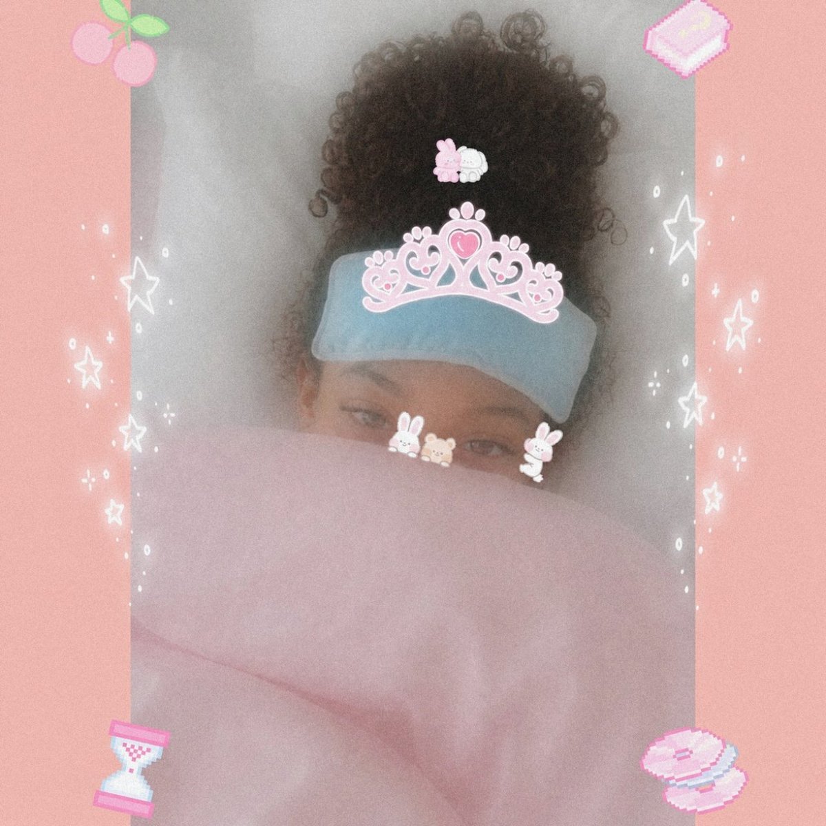 cremexparfait's tweet photo. I love being spoiled and pretty...and also...sick :3 #little #brat #brattyprincess #agre #princess #stuffies https://t.co/dtLR4rCGJK