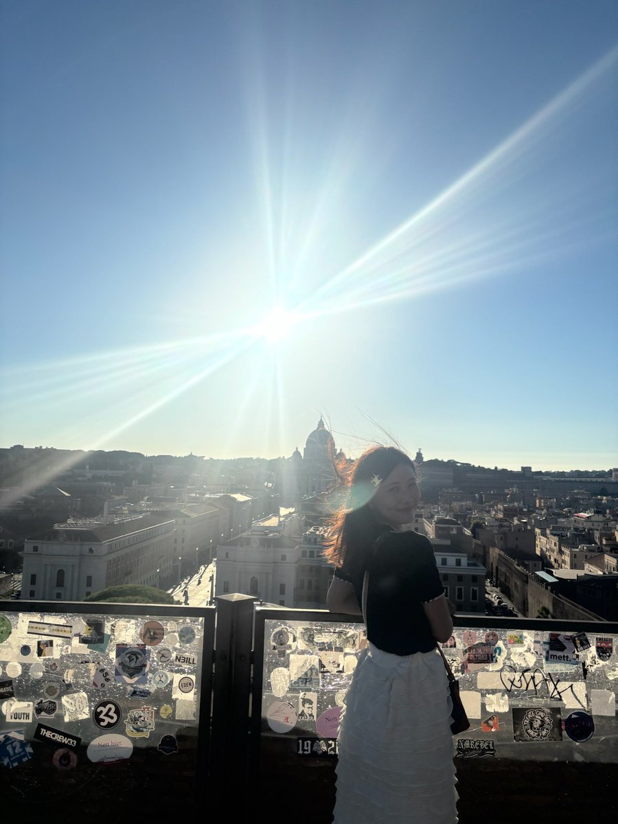 sunflower06_18's tweet photo. サンタンジェロ城🏯🏰 https://t.co/m6BTwrqziY