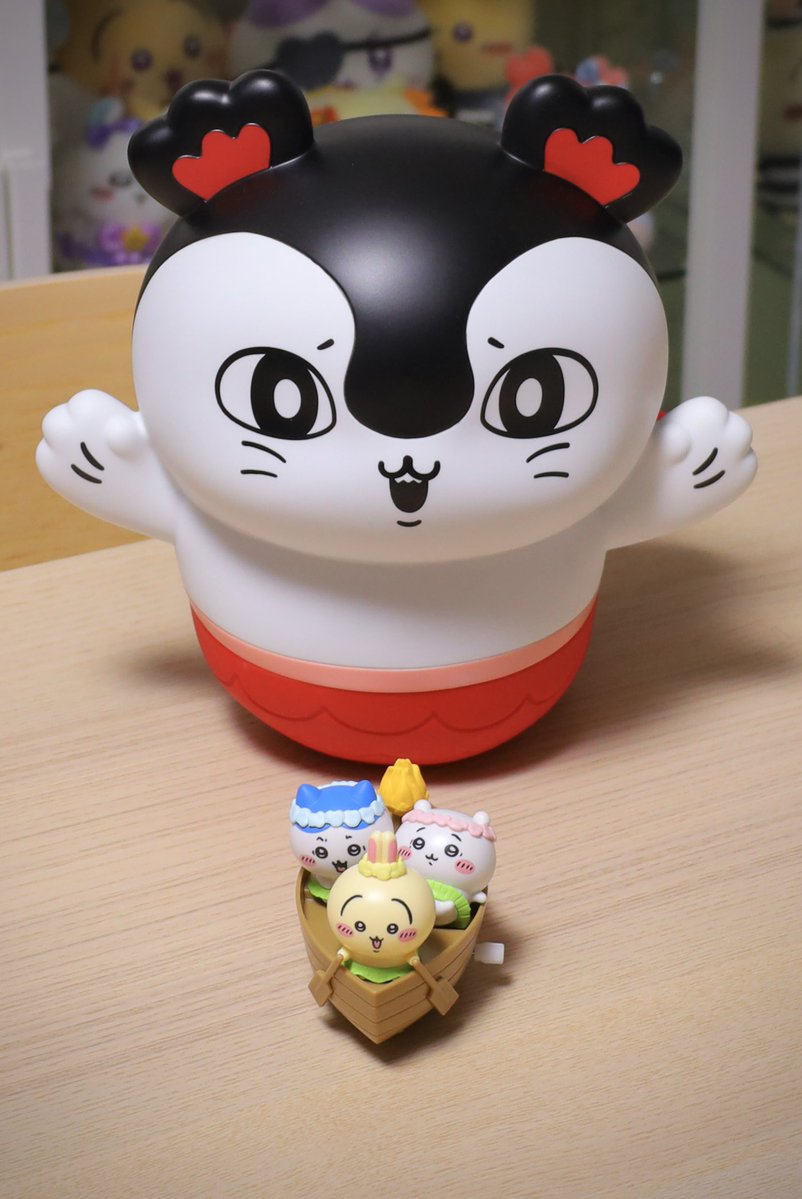 chimerantahaha's tweet photo. セイレーンのソフビとサイズ合う！ https://t.co/kvFUhnv72b