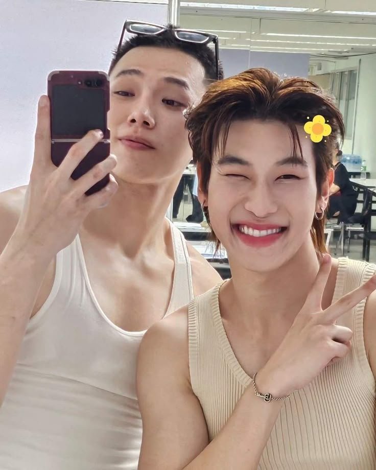 A_Greyflake's tweet photo. Are u guys ready to vote for Daou and Mang?! Pls come join us tonight. It's a huge opportunity for Daou🥺

If you're interested, pls dm @DaouVoteStream they will guide u. It'll be live only for 90 minutes and anyone from anywhere can vote. And it's free! 🦖💙

#mangxdaou_thcso https://t.co/E0RCyGYbWv