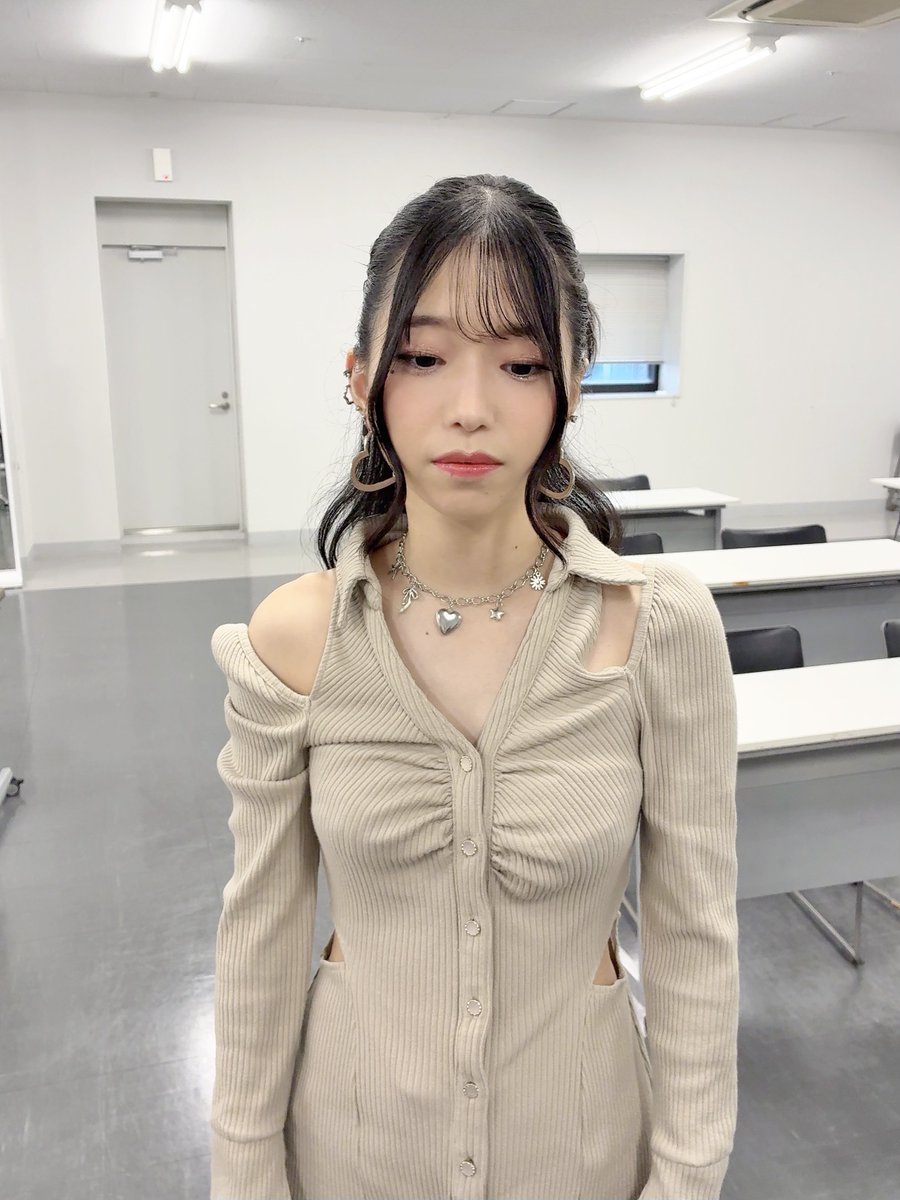 AsakaOfficial's tweet photo. #スプリンターズＳ 撃沈です。
マイナス33000円乙乙乙😭😭😭

#亜咲花の競馬報告 https://t.co/jbsjInU74x