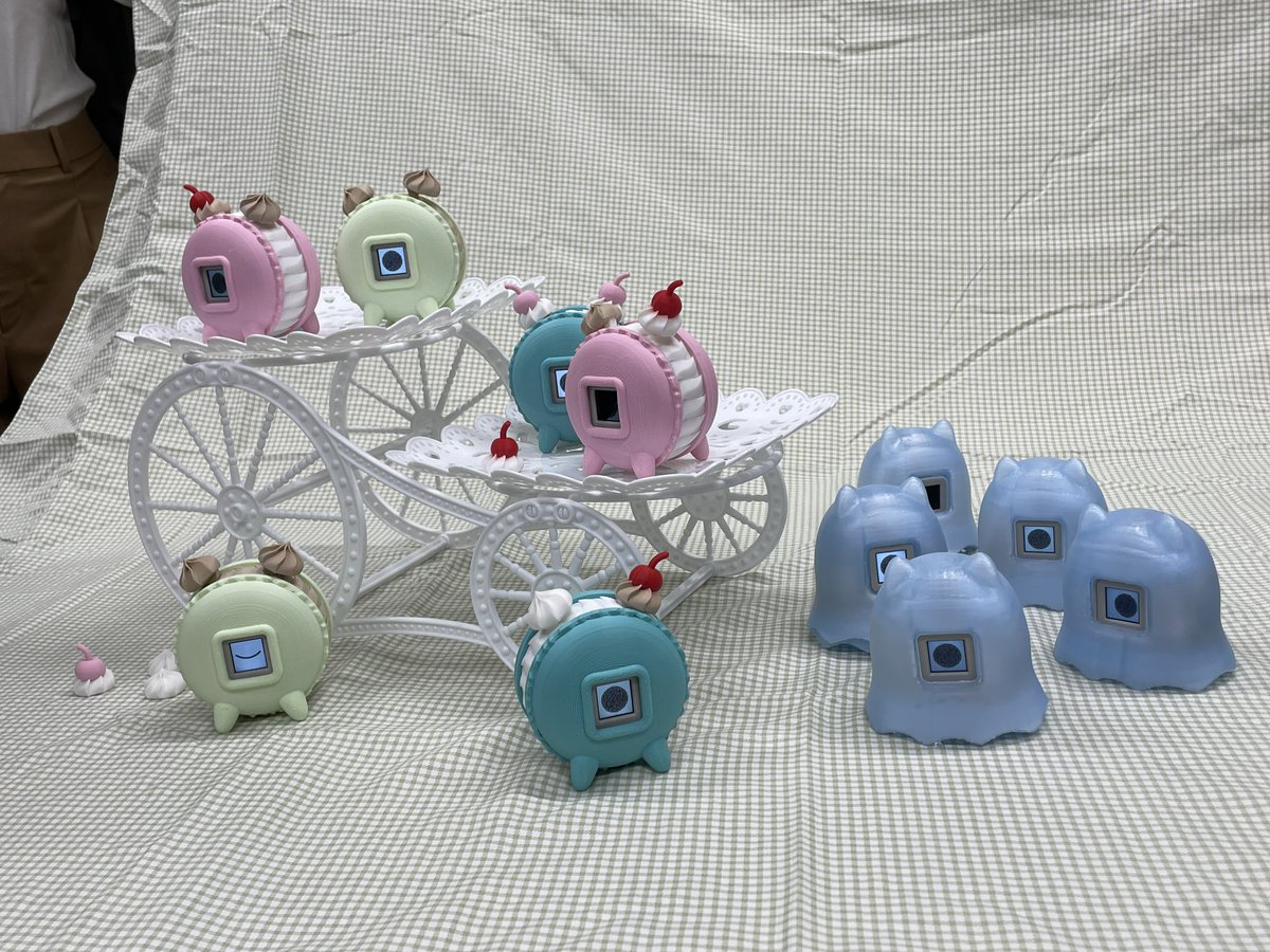 mayu_e_design's tweet photo. ロボワークショップたのしかった！
スタックチャン買ってもロボ感を味わえてなかったけど、構造を知るとおもしろくなってきた！
カスタムしたい…！！
#ロボっこ https://t.co/DwrVtt5QC8