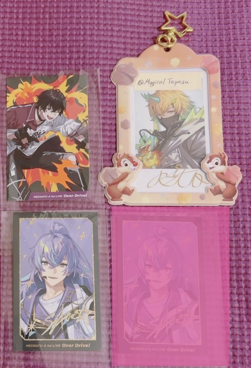 MagicalTapasu's tweet photo. 【交換】にじさんじ MECHATU-A 1st LIVE Over Drive! ランダム カード チェキ

【譲】画像1枚目
【求】画像2枚目 2:2 まとめてのみ

・郵送交換
ピンポイントですがよろしくお願い致します。 https://t.co/odJiw0pXFw