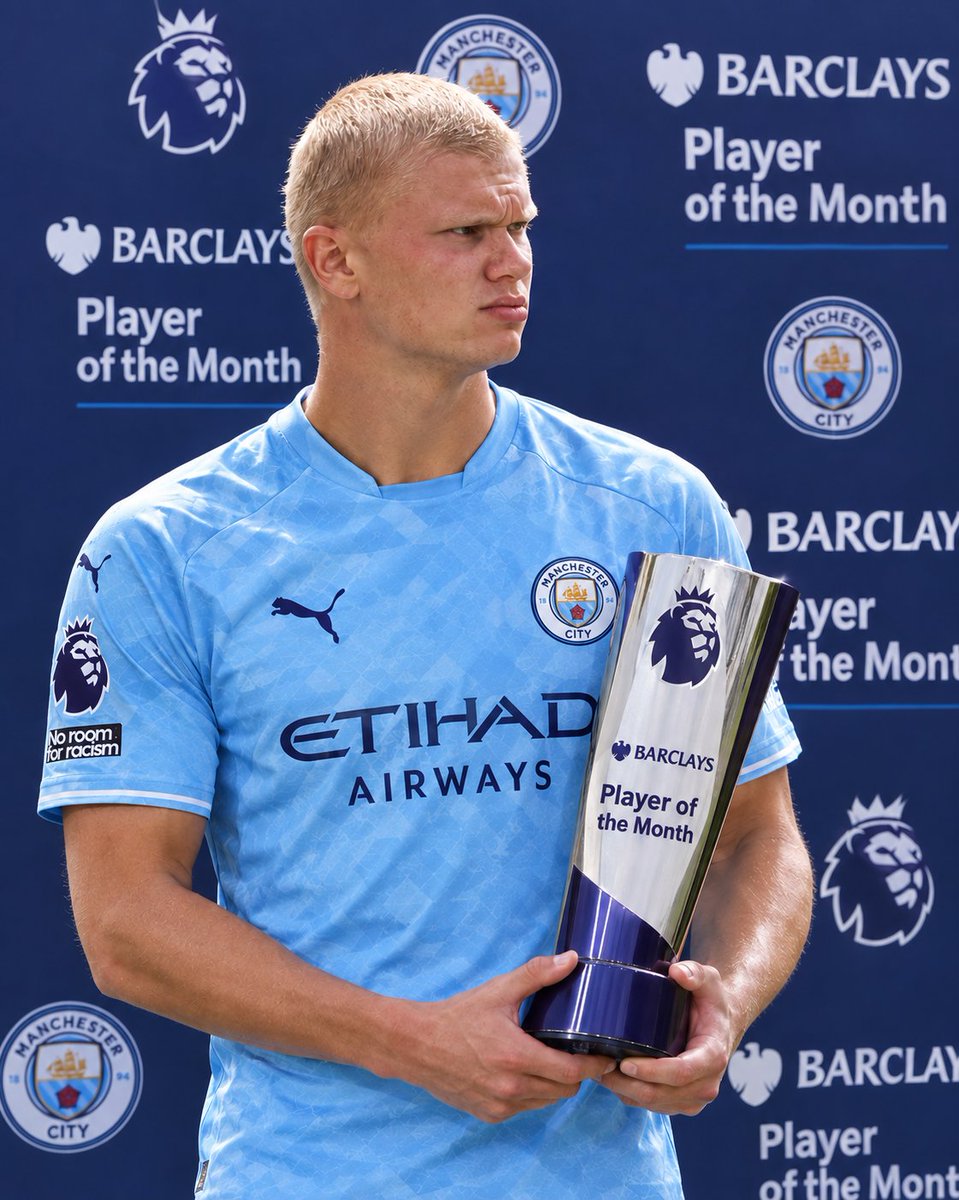 micky555_fa's tweet photo. @UTDTrey Halland after winning player of the month four times in a row https://t.co/THlVIJnZYY