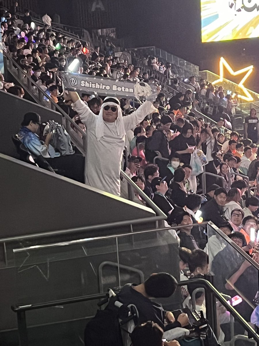 teiru0221's tweet photo. 石油王❤️
#ねぽっくすday2 https://t.co/W7ka4fRPb4