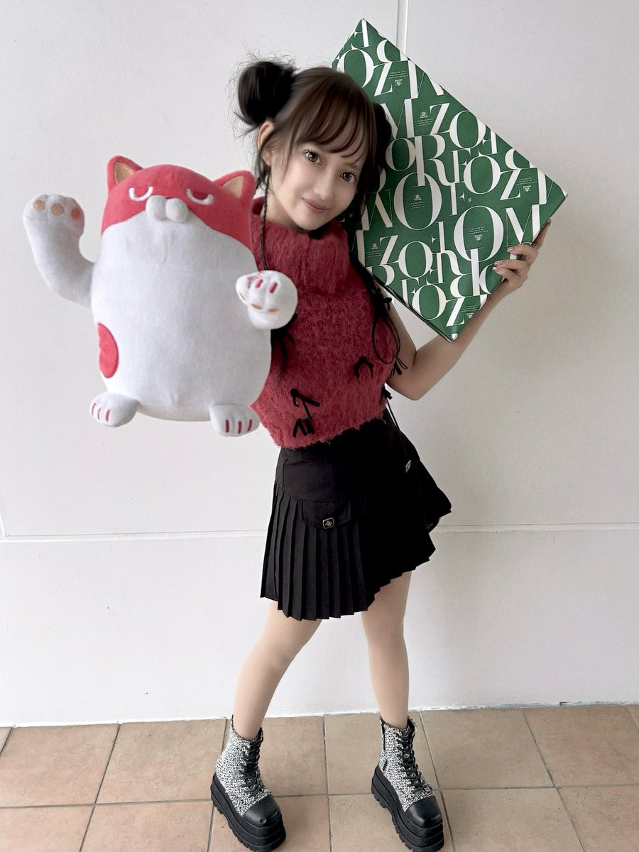 kao_hanagatktk's tweet photo. #マルハン小牧店 PR

忍者の如く瞬足で追いつけないユーザーさんがいるw居た❗️と思っても撒かれちゃう
今日中に捕まえないと😒🎧🕸️

かおりん ここで転機が訪れる
回転数浅いAタイプが🈳🫨ﾍｯｽﾗ
稼働の高い週末こそ、諦めずにいきたいね✨ https://t.co/iJxubg1gES