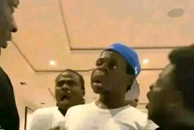 micky555_fa's tweet photo. West ham player's when they see Phil foden in the championship https://t.co/GrivqFRcBr