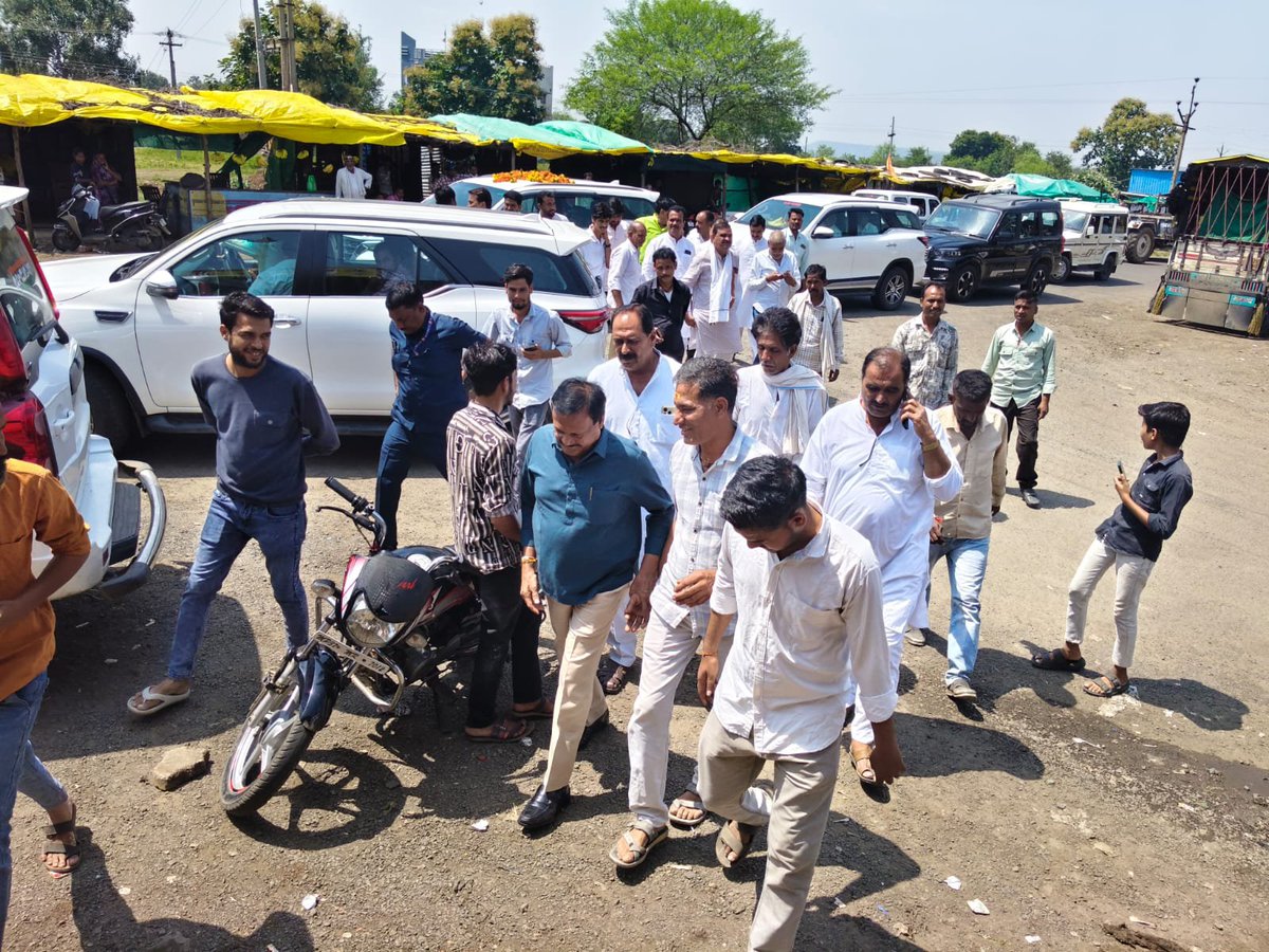 sajjanvermaINC's tweet photo. कुसमानिया आष्टा में कांग्रेस कार्यकर्ताओं ने आत्मीय स्वागत किया। सभी से मुलाकात कर चर्चा की। https://t.co/app0I0oVkE