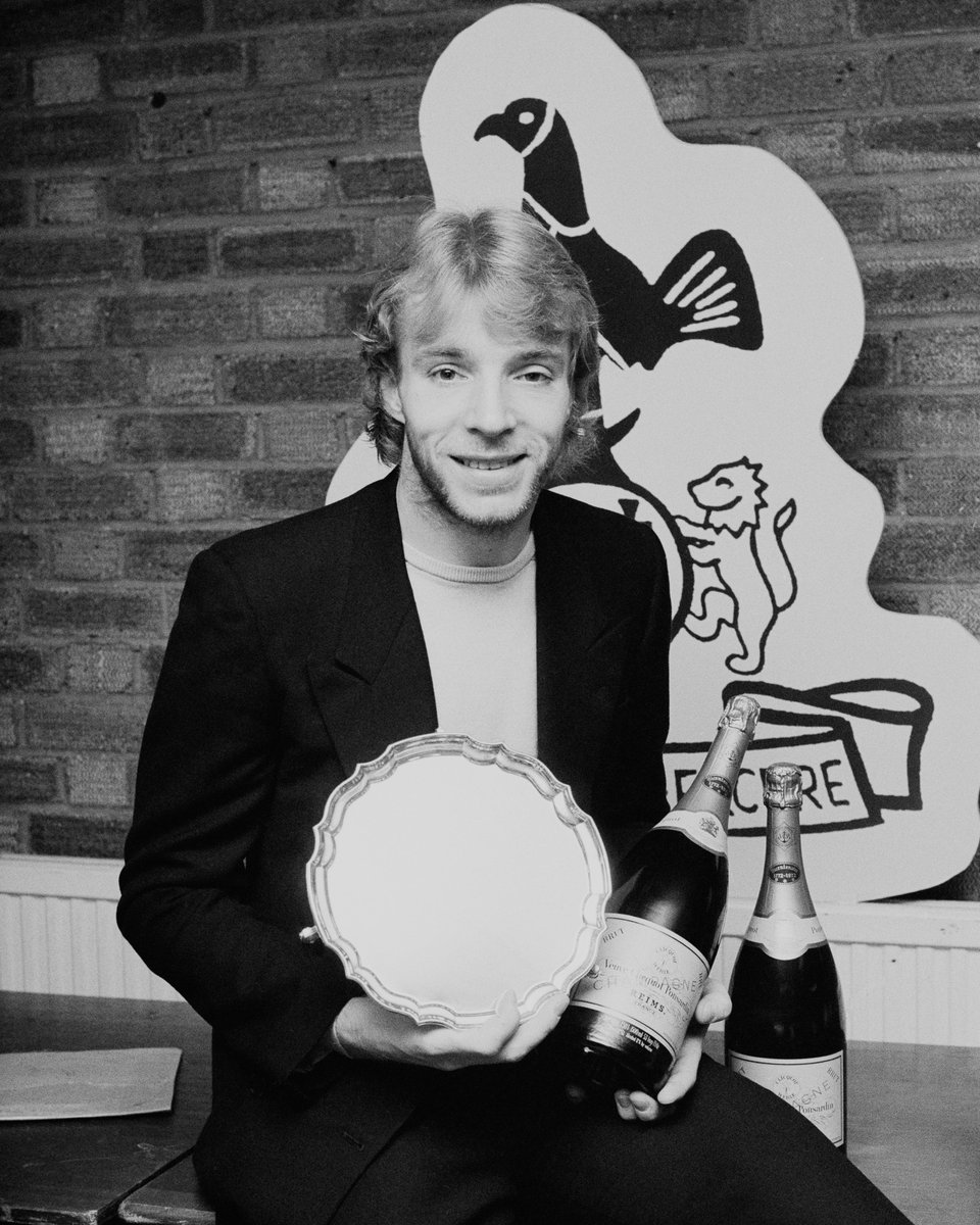 SpursOfficial's tweet photo. Happy 70th birthday to Spurs legend Steve Archibald 🥳 https://t.co/aDyRBHU3Il