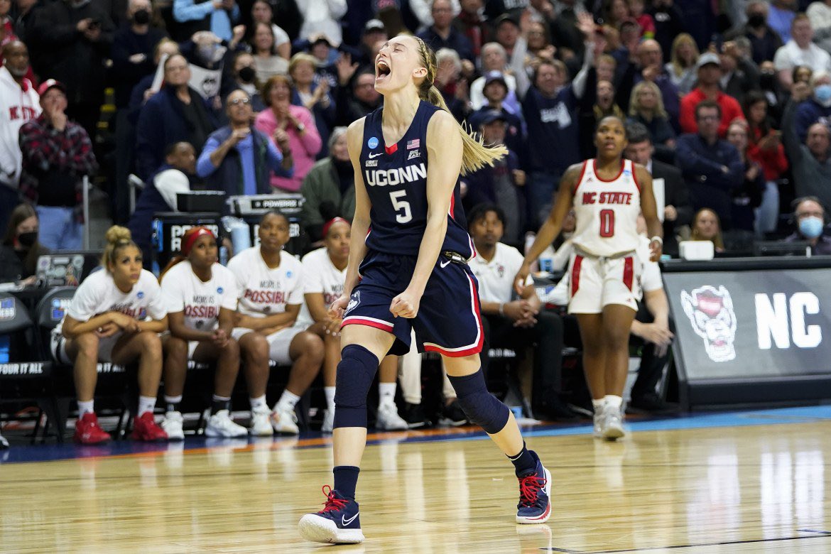 pbj_5_'s tweet photo. Today postseason Paige returns to our screens for the first time in 539 days https://t.co/ZJnxIW96yI