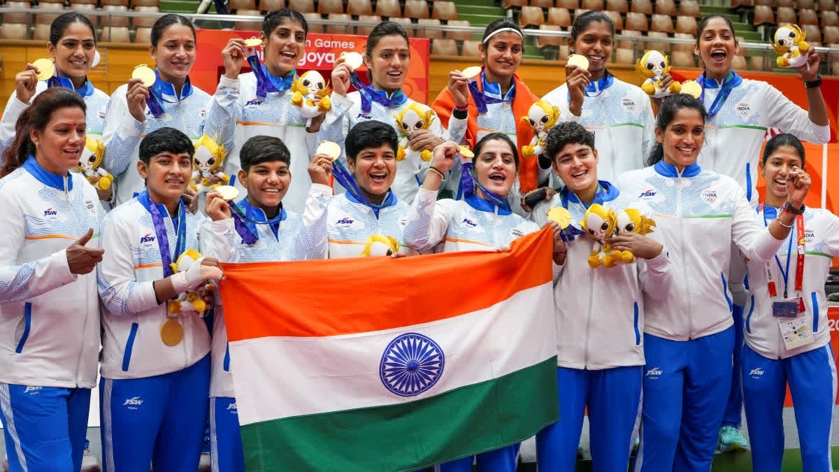 Vinodjasana's tweet photo. BACK TO BACK KABADDI GOLD https://t.co/hk7bmWXUSD
