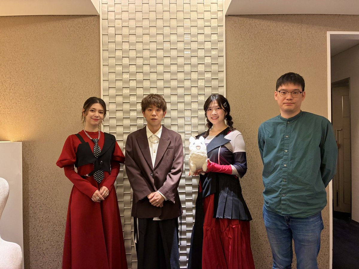chi_fuyo's tweet photo. ⊹₊──
　　　来場御礼
 　　　　　　　──⁺⊹

トークイベント付き先行上映会
ご来場いただいたみなさま
ありがとうございました!!

本日の感想は #チー付与 をつけて
ぜひ投稿してください⊹₊

登壇された  #山下大輝 さん #Lynn さん #青山吉能 さん #本間監督 のお写真をお届け!!

アニメ放送まで楽しみにお待ちください⊹₊