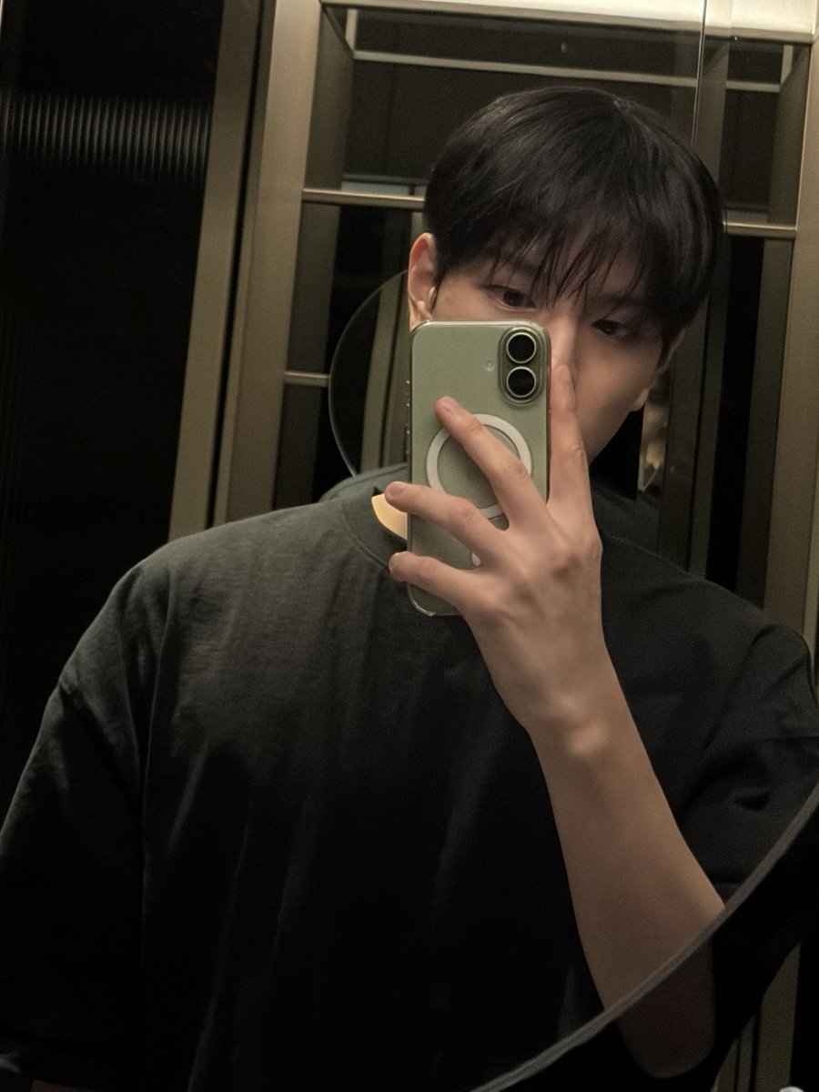 cham_outside's tweet photo. ㅋㅋ 느낌 좋은데 어떡함 ㅋㅋㅋ https://t.co/VoHKW414VG