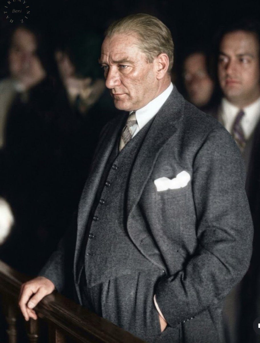 NevinA_D5's tweet photo. Atatürk Devrimcileriyiz

Tam Bağımsız Türkiye https://t.co/BlpkS493zQ