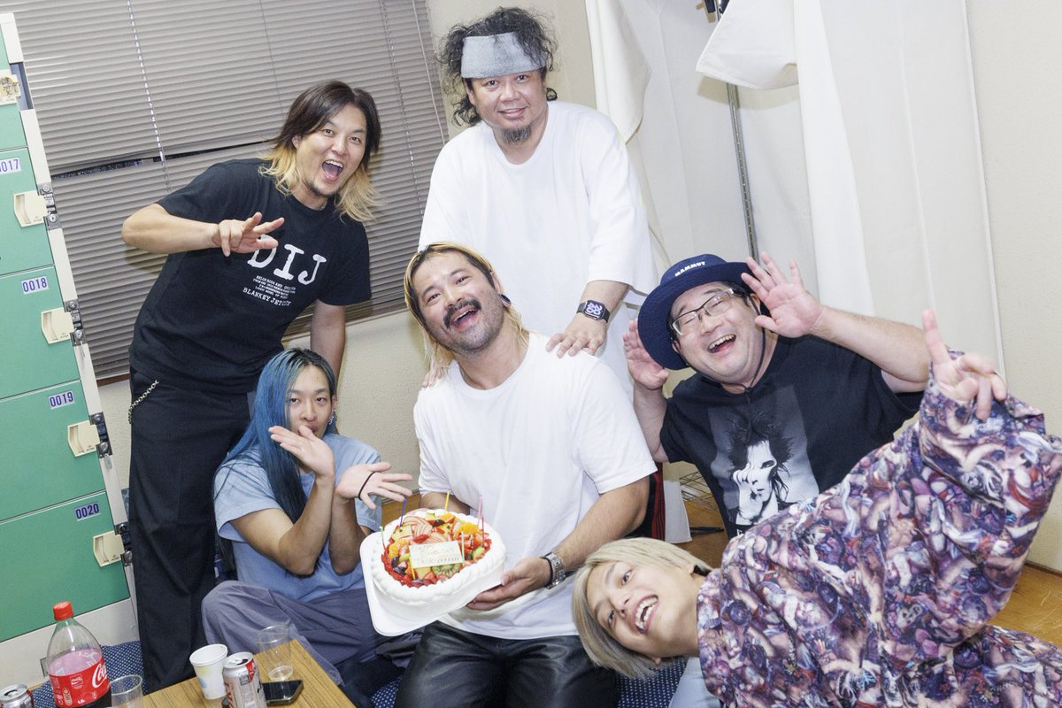 Falilv's tweet photo. 首が痛え、、
心地良い、、、

Photo by
Viola Kam (V’z Twinkle) @vizkage https://t.co/u6P1GXoIyp