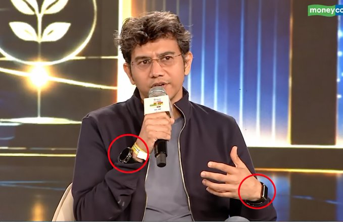 TheRealMannyPac's tweet photo. According to Astrology 

One hand ~Mechnical watch, second hand ~Smart watch 

In astrology, wearing two watches is often tied to balancing polarities, mastering time and destiny, or managing cosmic dualities within a person's birth chart.

Reason ~

1.. Dualism and Zodiac Energy https://t.co/kJBMAteecx
