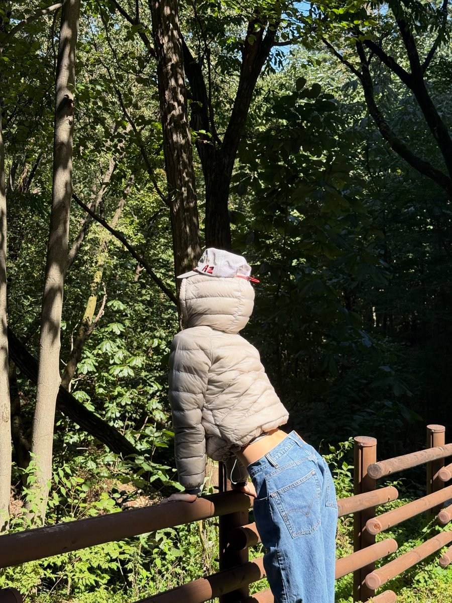 ginkgonut210's tweet photo. 260927 #손나은 인스타그램 

⛰️🍂🍁🌕

https://t.co/oOhfrPCFYI https://t.co/2vx1y8KsYO