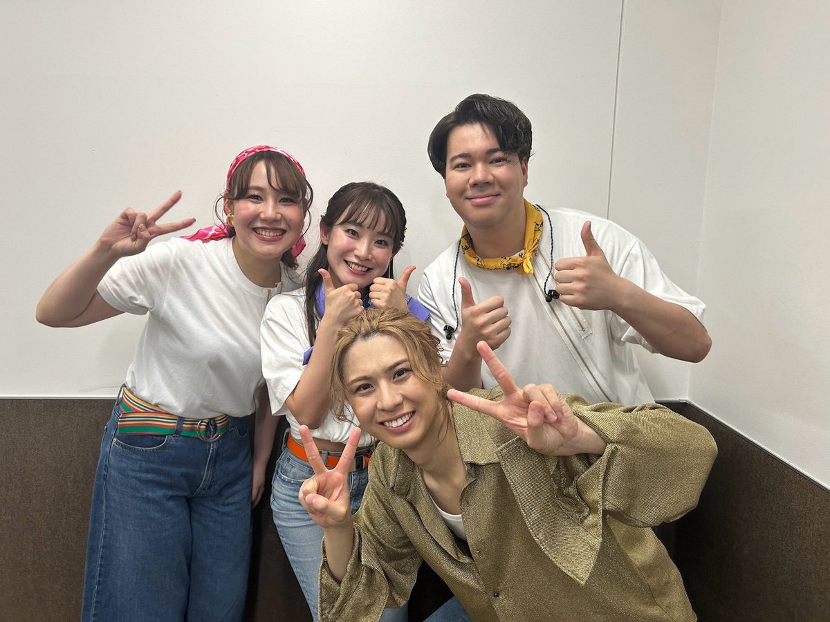 okamiya_kurumu's tweet photo. KURUMU OKAMIYA 1st Concert
「The Fanfare」大阪公演
ご来場誠にありがとうございました！

あっきーくん、あさひがゲストに来てくれました！
コーラス、ダンサーチームのみんなとも☺️
懐かしい話に包まれて
温かく幸せな時間だった！
2人とも大阪まで来てくれて
本当にありがとうございました！！
東京も楽しみだー！！
ハッシュタグ作ってみました！

#1stくるコン